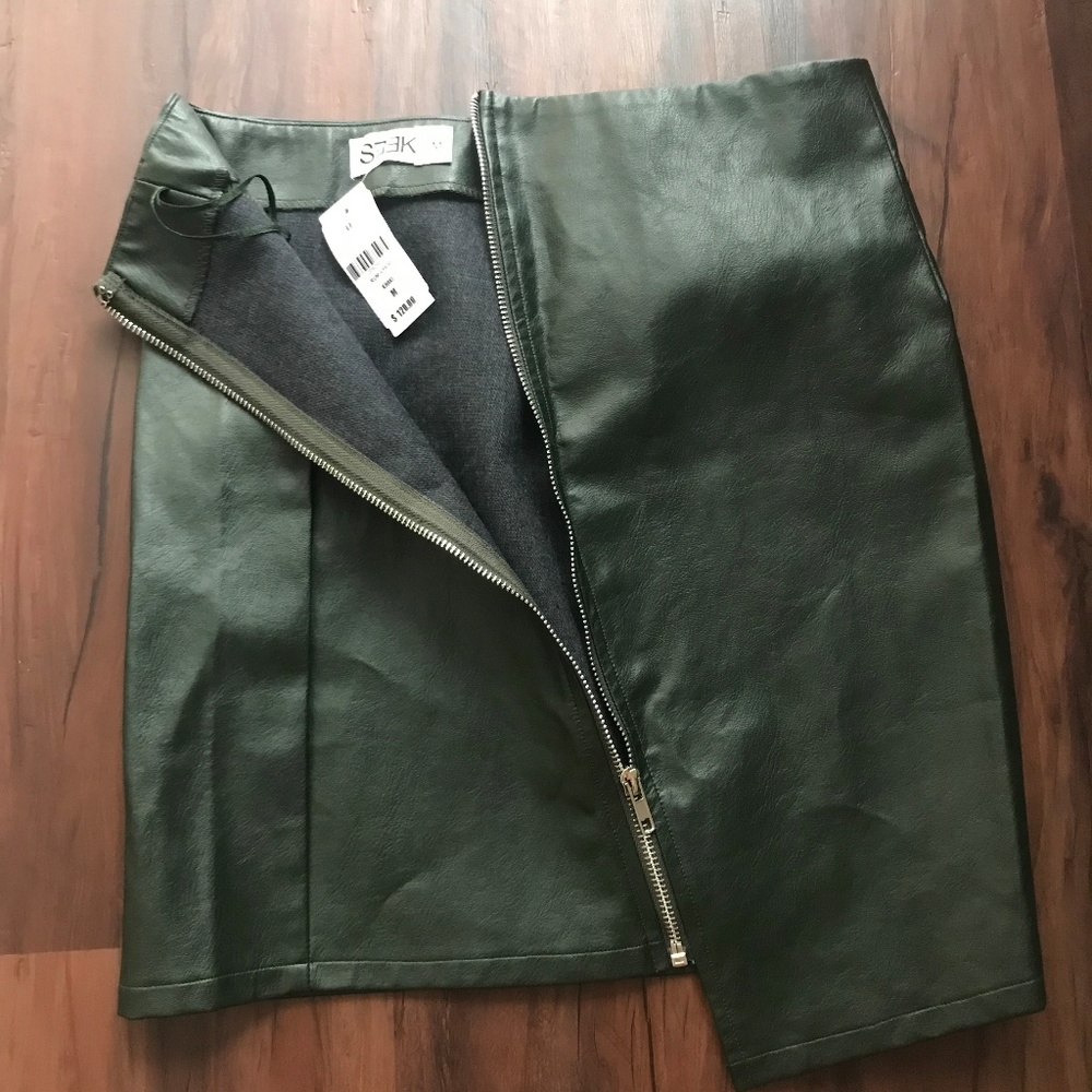 Green LF seek the label asymmetrical zipper skirt